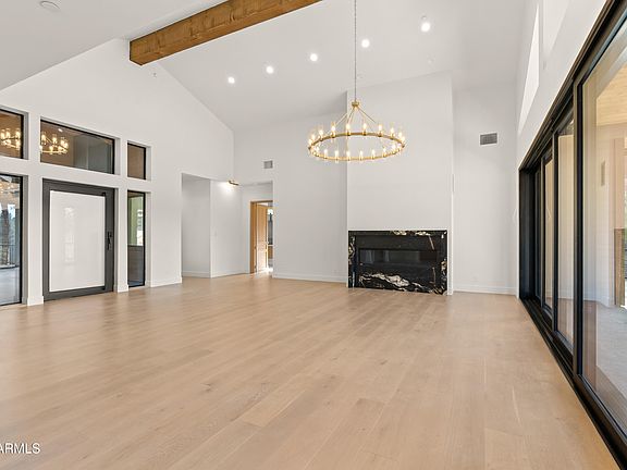 3rd image of 3425 S LAS COLINAS Court