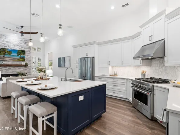 215 PARKSIDE Drive, St. Augustine, FL 32095