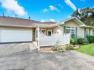 802 Roundhouse St, Shakopee, MN 55379