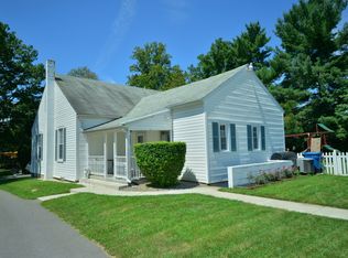 212 Treadwell St, Berryville, VA