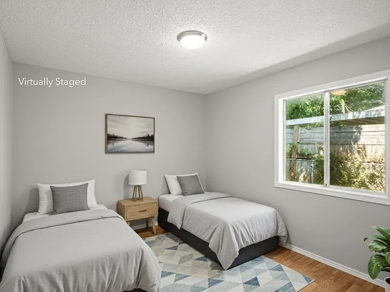 215 SW 131st Ave — Photo 13