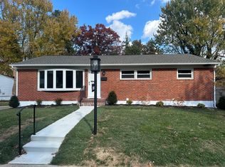 1531 Pickett Rd, Lutherville Timonium, MD 21093