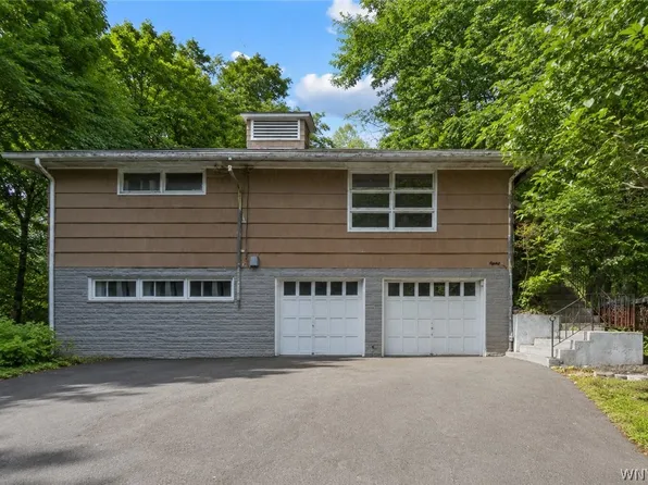 80 Church St, Little Falls, NY 13365