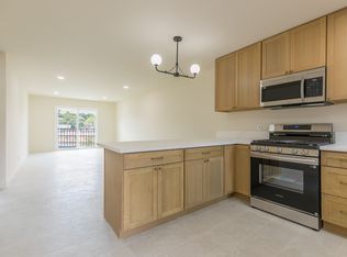 840 Sinkler Way #D, Vista, CA 92083