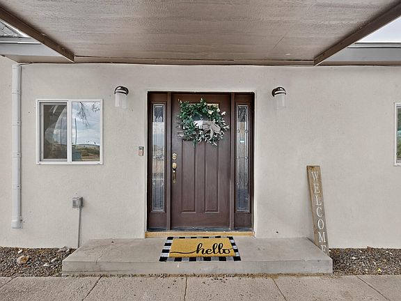 4th image of 1103 N Mesa Rd