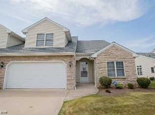 38087 Cross Creek Dr, Willoughby, OH 44094