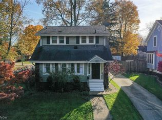 1108 Parkside Dr, Alliance, OH
