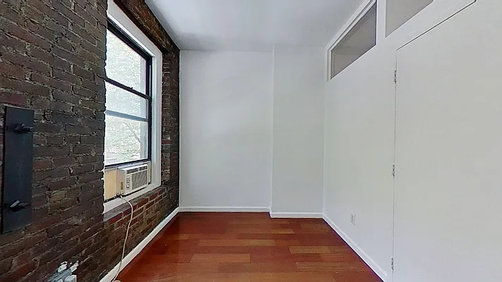 Rented by Bond New York | media 7