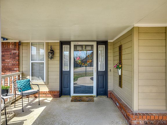 2nd image of 225 Steeper Dr