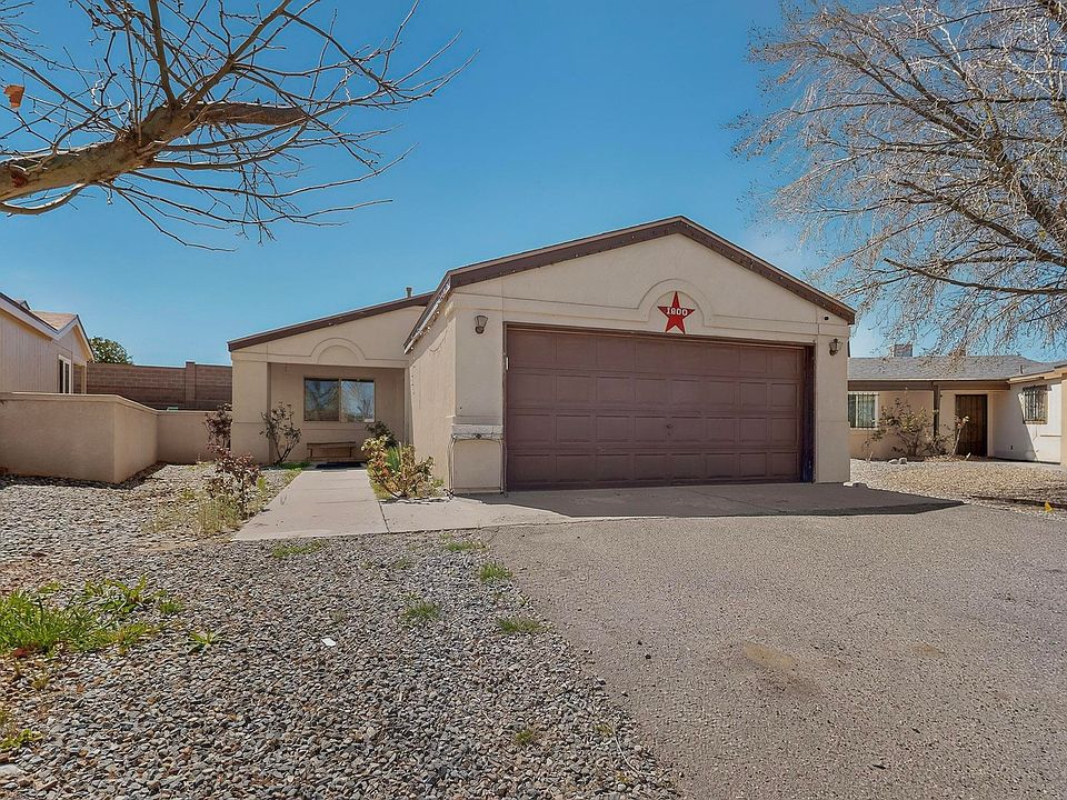 1st image of 1800 Lee Loop NE