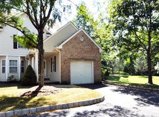 31 Cooper Ln, Millington, NJ
