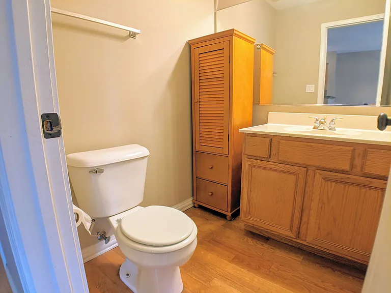 1504 Thornfield Ln — Photo 7