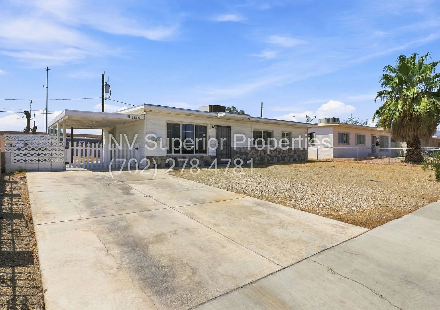 NLV!! Single Story!! 3 Bedrooms!! Carport Big Lot!! Patio In Back yard!! No Carpet!! Vinyl Plank ... — Photo 2