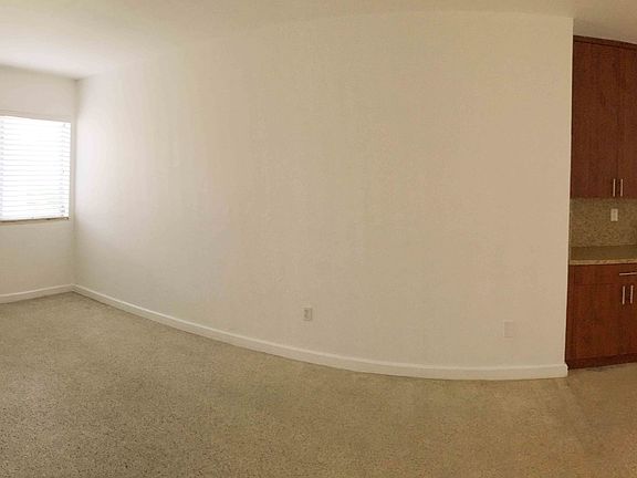 4th image of 1914 Marseille Dr APT 4