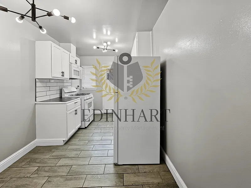 1 bed, 1.0 bath, 818 sqft, $1,250 — Photo 4