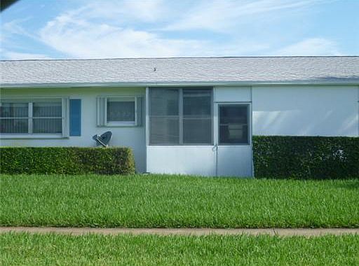 4th image of 2781 W EMORY Drive #F