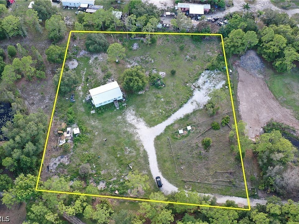 2nd image of 673 Evans Rd