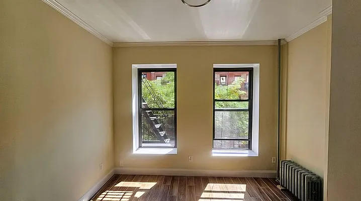 Living room, photo 1