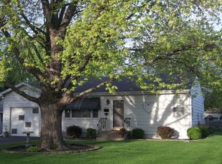 818 Plaza Dr, Joliet, IL 60435