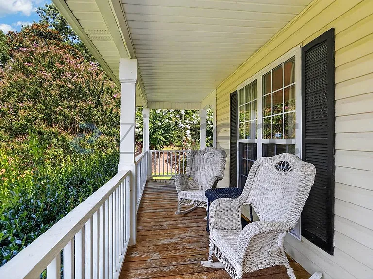 19 Savannah Pl — Photo 7