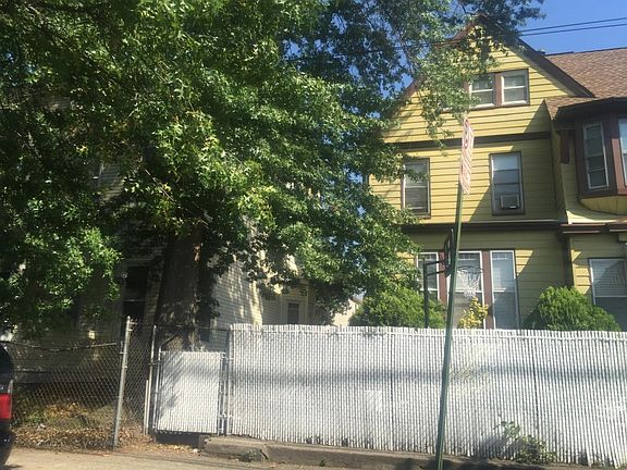 4th image of 717-719 E 25th St