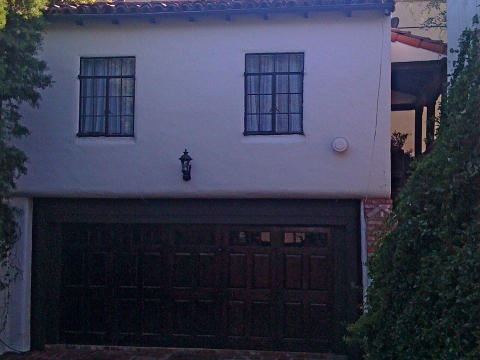 Guest House and Garage