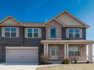 310 Berwick Xing, Shiloh, IL 62221