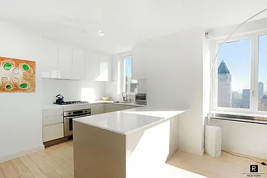 Rented by R New York