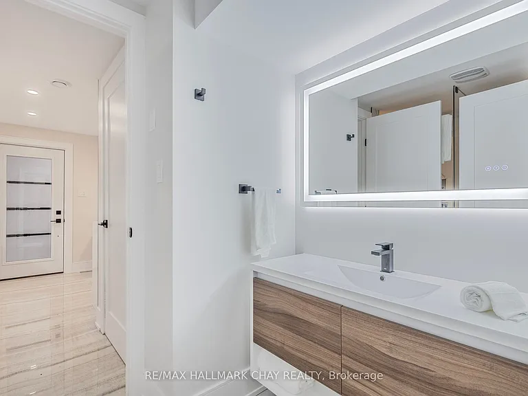 12 Tower Ct #LOWER — Photo 11
