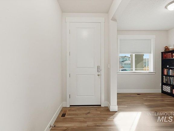 3rd image of 12841 S Milazzo Way