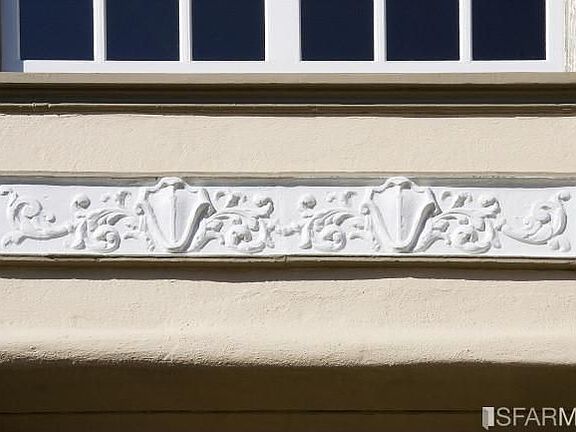 4th image of 118 Romain St