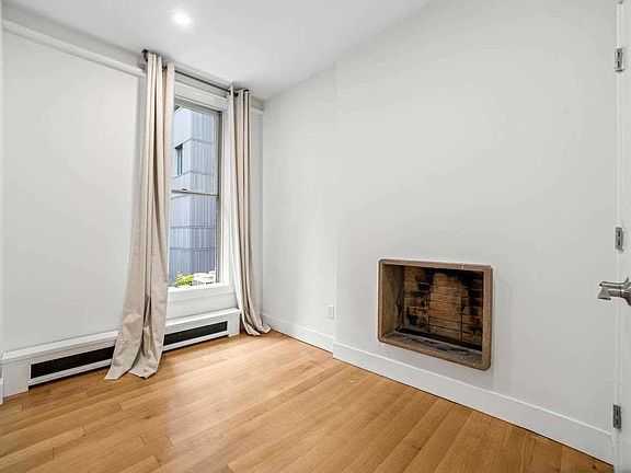 5th image of 306 E 51st St Floor 3