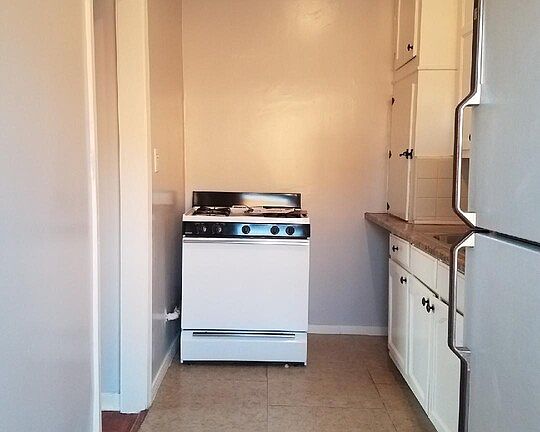 5th image of 730 S Catalina St #409
