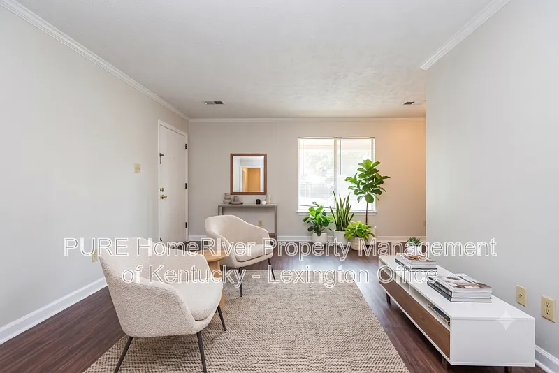 2 bed, 1.0 bath, 700 sqft, $895 — Photo 4