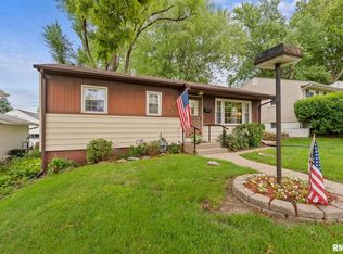 2516 Cody St, Bettendorf, IA