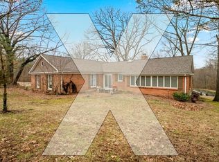 205 Eagle Ridge Ln, Winfield, MO 63389