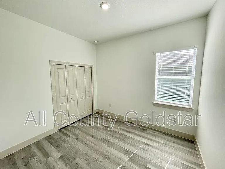 311 Yule St — Photo 9