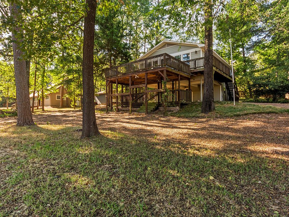 1st image of 1409 Lakeshore Dr