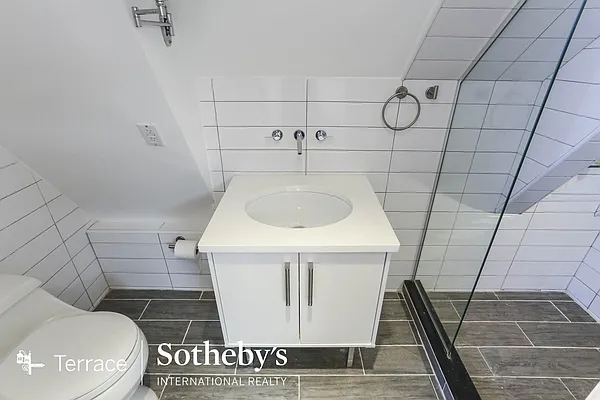 Rented by Terrace Sotheby's International Realty | media 58