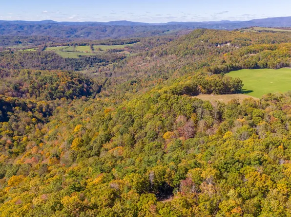 Muddy Creek Mountain Rd, Lewisburg, WV 24901