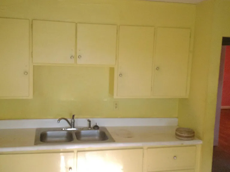700 W D Ave — Photo 5