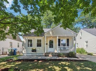 446 Huntmere Dr, Bay Village, OH 44140