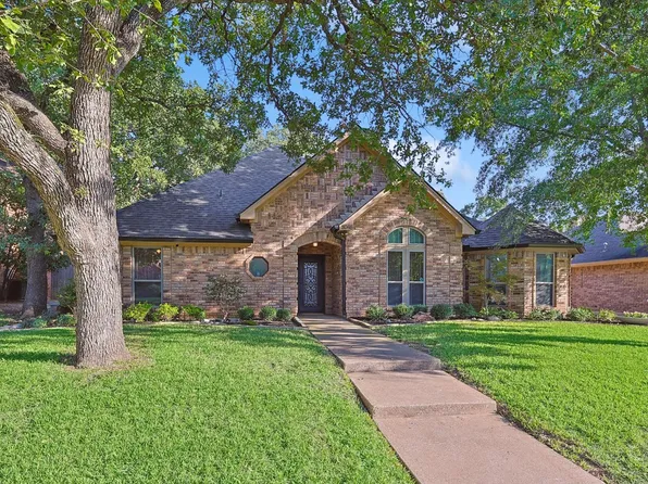 3048 Creekbend Cir, Grapevine, TX 76051