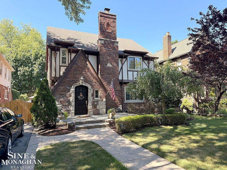 1st image of 743 Washington Rd