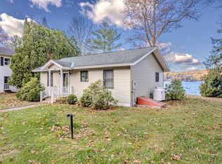136 Cones Point Rd, Poultney, VT 05764