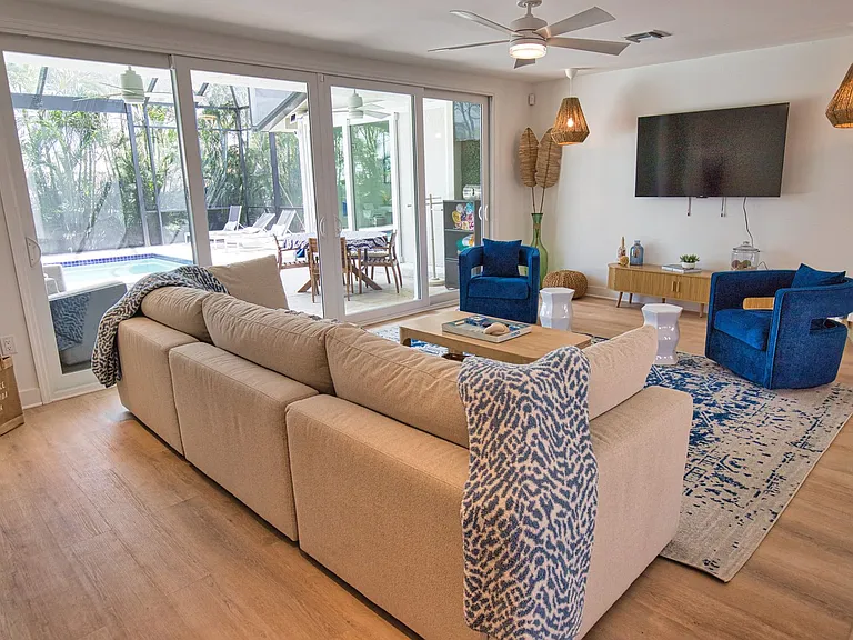 514 Everglades Dr — Photo 10