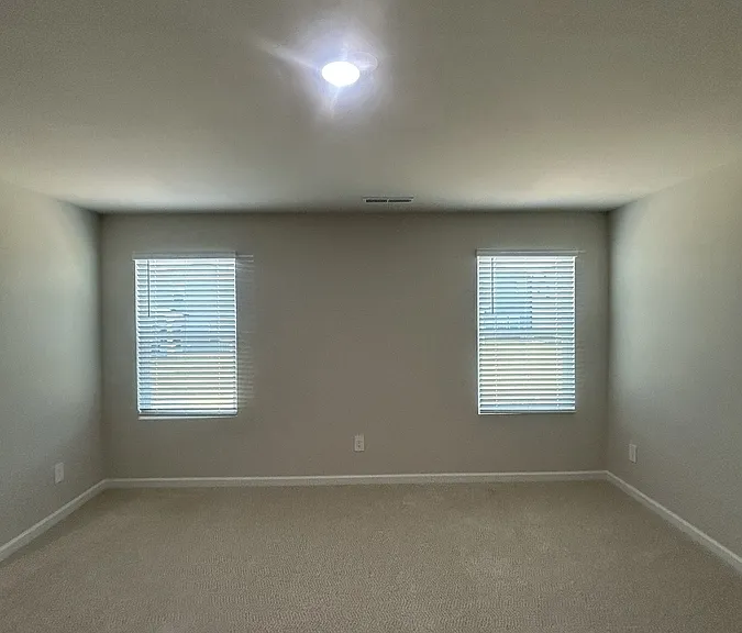 1025 Saint Lawrence Dr — Photo 15