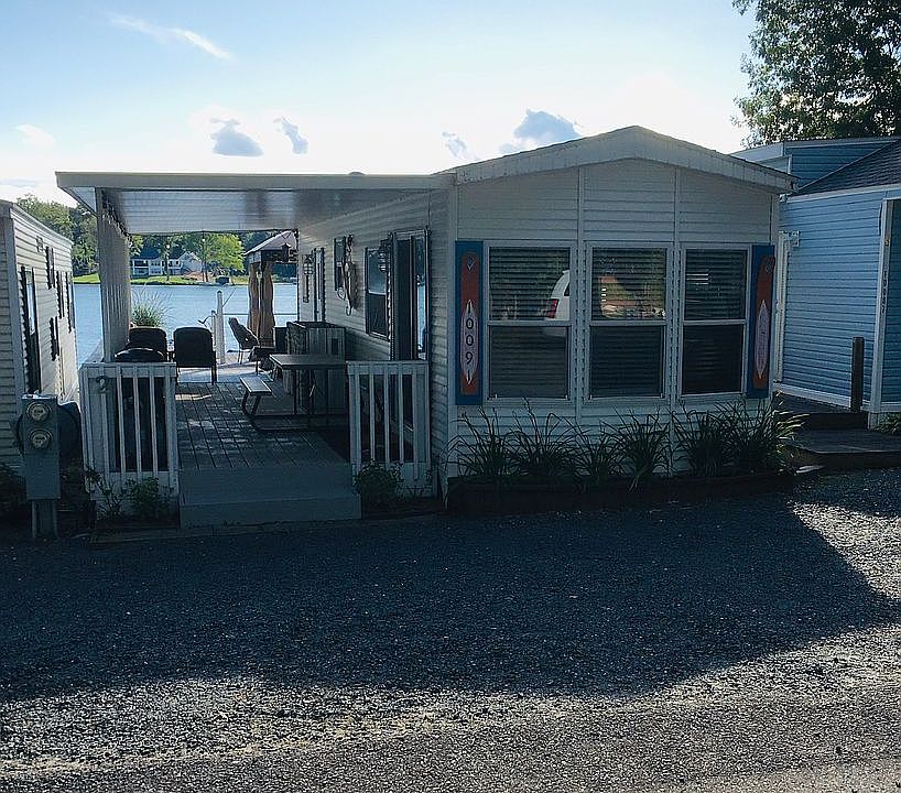 Beachfront Park Model 