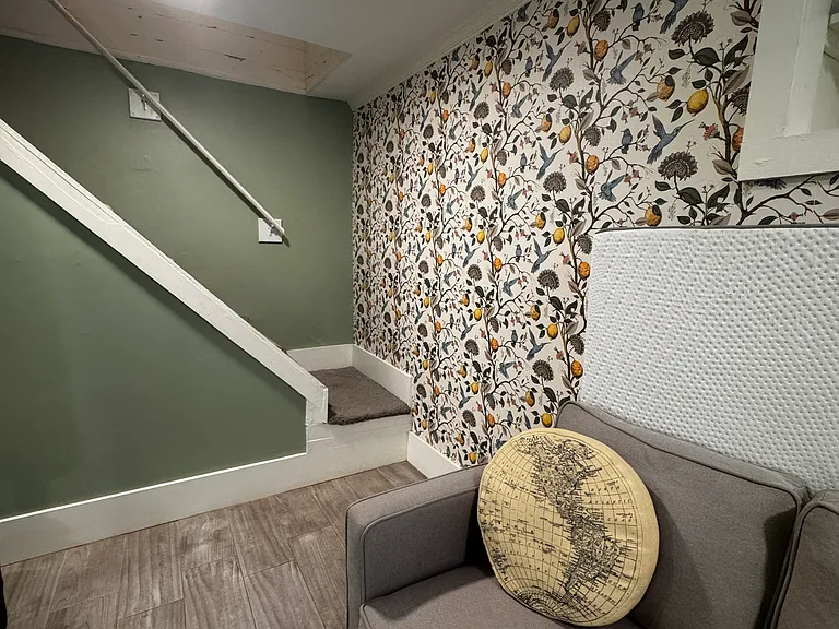 1075 N Highland Ave NE #2 — Photo 4