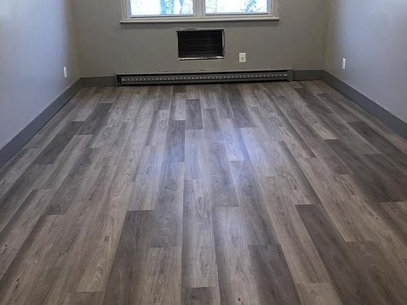 3rd image of 76 Bingham St APT 3